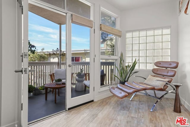 2913 3rd Street 306, Santa Monica, CA 90405 — photo 5 of 17