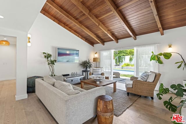 23023 Gainford Street, Woodland Hills, CA 91364 — photo 12 of 34