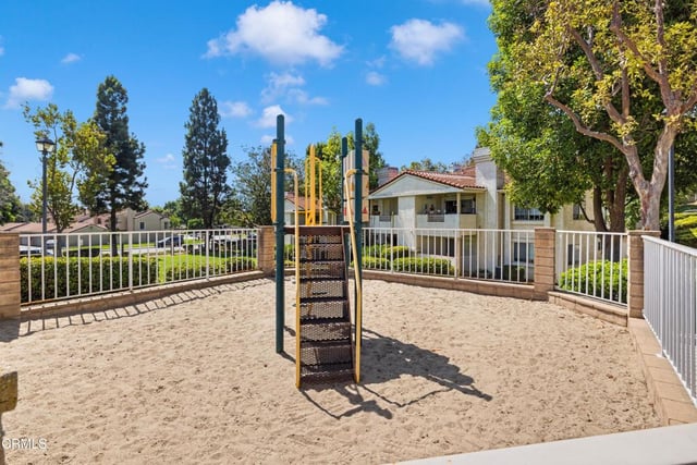 2713 Antonio Avenue 104, Camarillo, CA 93010 — photo 24 of 30