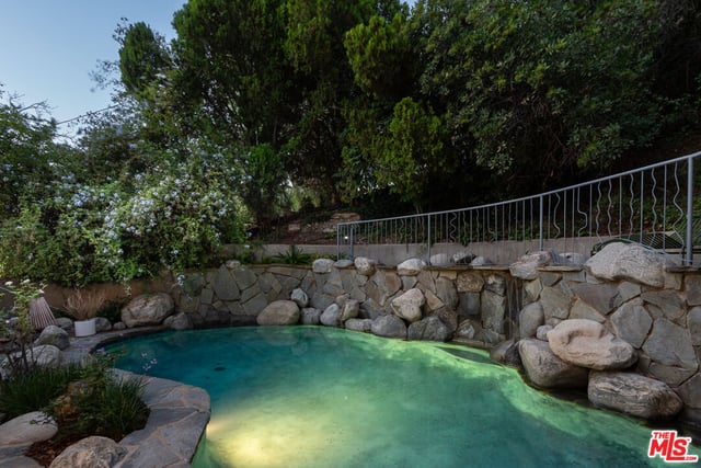 4100 Madelia Avenue, Los Angeles, CA 91403 — photo 41 of 45