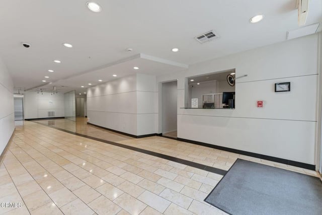 160 S Hudson Avenue 105, Pasadena, CA 91101 — photo 20 of 24