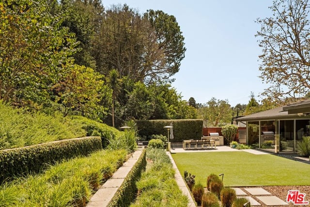 840 Leonard Road, Los Angeles, CA 90049 — photo 19 of 22