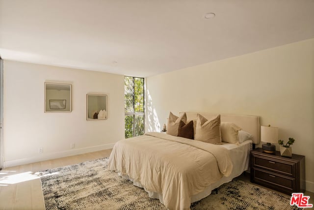 848 N Kings Road 208, West Hollywood, CA 90069 — photo 16 of 52