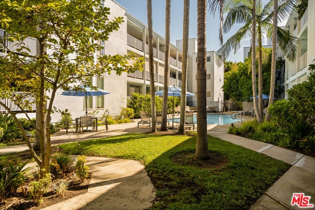 848 N Kings Road 208, West Hollywood, CA 90069 — photo 38 of 52