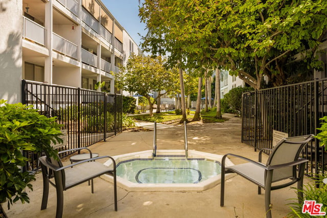 848 N Kings Road 208, West Hollywood, CA 90069 — photo 40 of 52