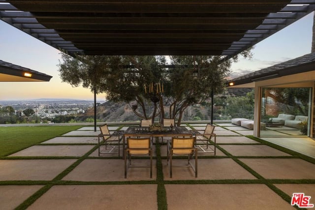 2402 Carman Crest Drive, Los Angeles, CA 90068 — photo 19 of 36