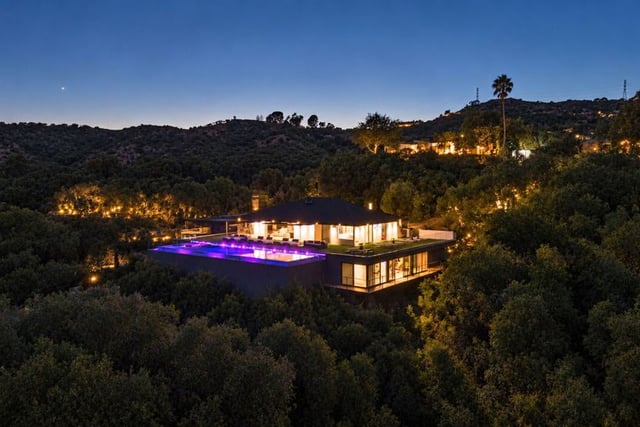 2402 Carman Crest Drive, Los Angeles, CA 90068 — photo 3 of 36