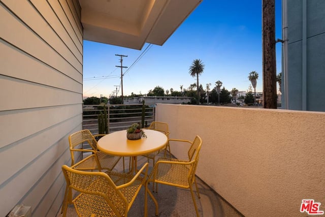 11724 Culver Boulevard 10, Los Angeles, CA 90066 — photo 26 of 51