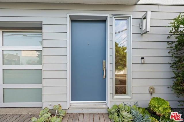 11724 Culver Boulevard 10, Los Angeles, CA 90066 — photo 3 of 51