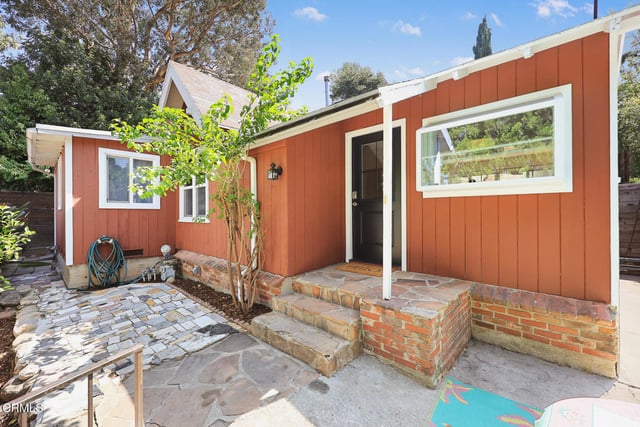 2720 Cunard Street, Los Angeles, CA 90065 — photo 3 of 25