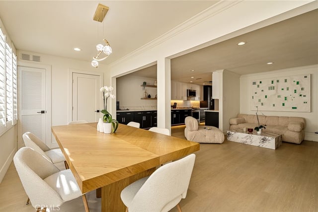 5315 Yarmouth Avenue 104, Encino, CA 91316 — photo 10 of 29