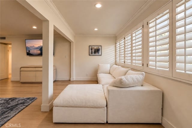 5315 Yarmouth Avenue 104, Encino, CA 91316 — photo 17 of 29