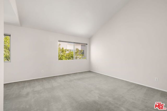 4730 Ben Avenue 13, Valley Village, CA 91607 — photo 16 of 34
