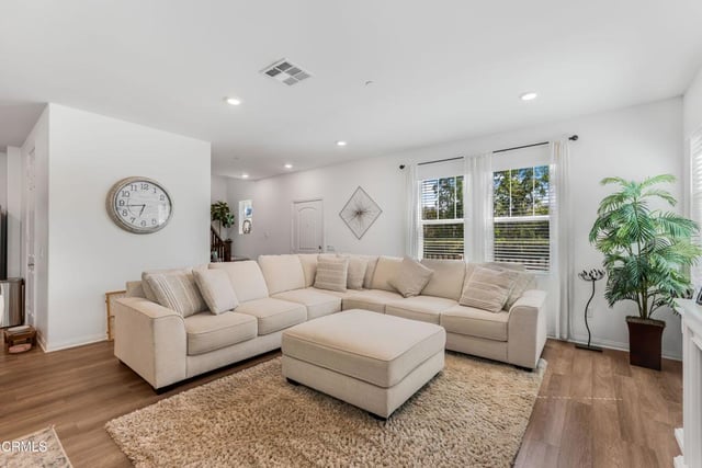 525 Heritage Valley Parkway, Fillmore, CA 93015 — photo 3 of 53