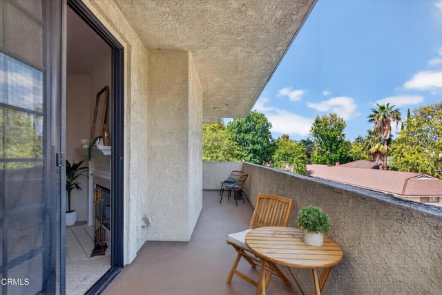 245 S Holliston Avenue 309, Pasadena, CA 91106 — photo 13 of 44
