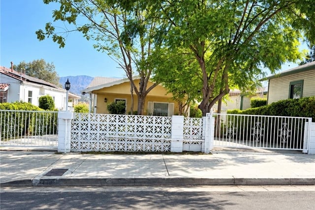 4445 Mont Eagle, Los Angeles, CA 90041 — photo 2 of 17