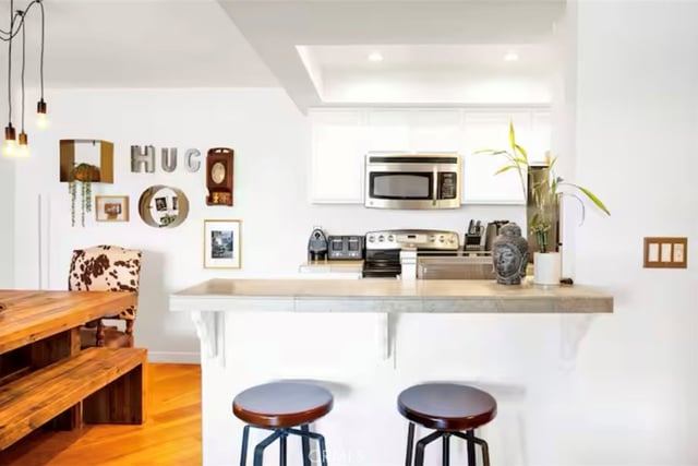 911 N Kings 306, West Hollywood, CA 90069 — photo 10 of 22