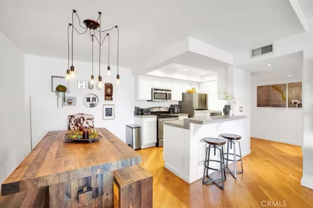 911 N Kings 306, West Hollywood, CA 90069 — photo 13 of 22