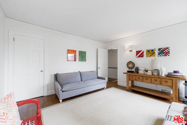 4530 W 8th Street, Los Angeles, CA 90005 — photo 18 of 45