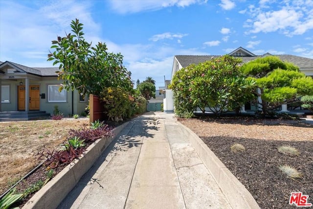 2019 West Boulevard, Los Angeles, CA 90016 — photo 22 of 27