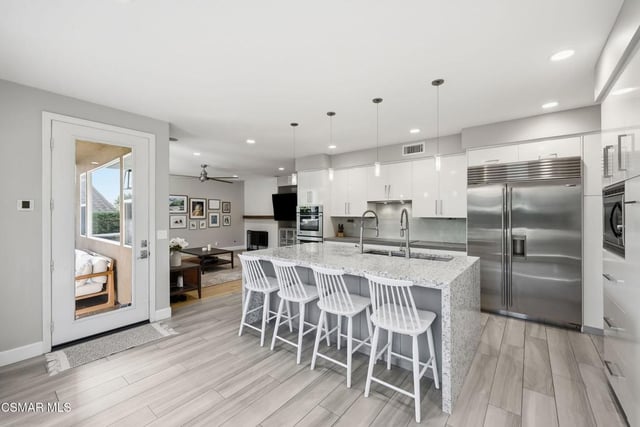 3358 Crossland Street, Thousand Oaks, CA 91362 — photo 11 of 39