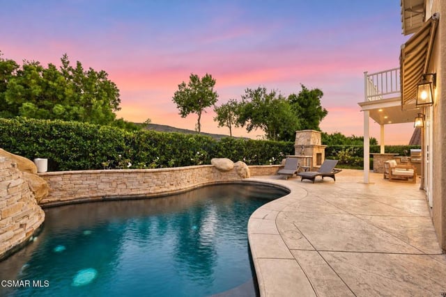 3358 Crossland Street, Thousand Oaks, CA 91362 — photo 4 of 39