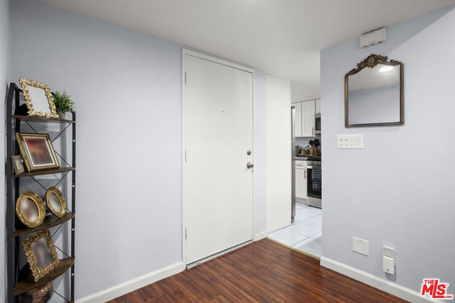 620 W Hyde Park Boulevard 103, Inglewood, CA 90302 — photo 15 of 21