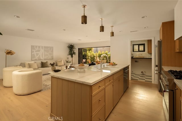 3185 Claremore, Long Beach, CA 90808 — photo 14 of 47