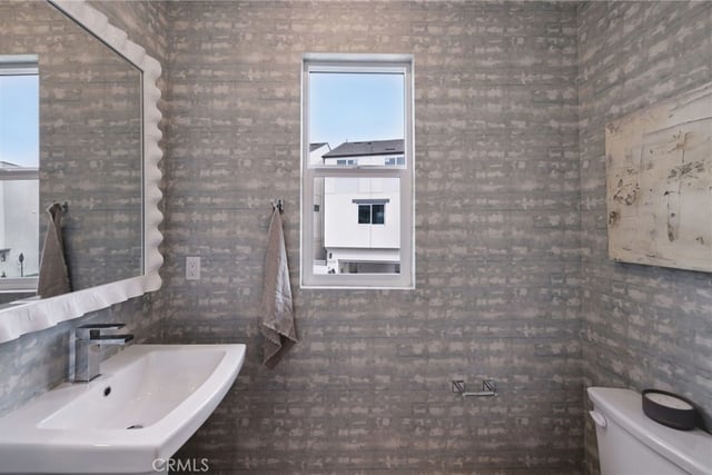 1692 Constellation Drive, San Pedro, CA 90732 — photo 6 of 22