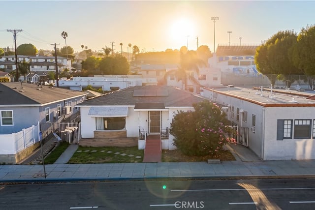 1631 S Cabrillo, Los Angeles, CA 90731 — photo 4 of 38