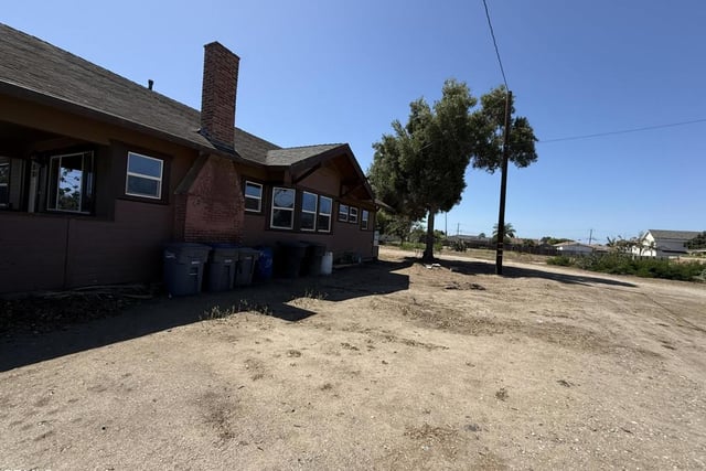 1239 S C Street, Oxnard, CA 93033 — photo 17 of 18