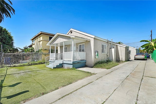 715 E 87th Place, Los Angeles, CA 90002 — photo 11 of 14