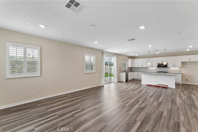 17115 Zion Drive, Canyon Country, CA 91387 — photo 6 of 32
