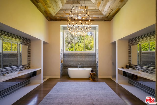9910 Tower Lane, Los Angeles, CA 90210 — photo 36 of 59