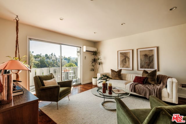 4343 Finley Avenue 25, Los Angeles, CA 90027 — photo 3 of 18