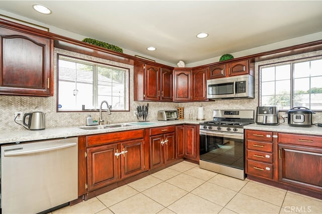 1800 E Hardwick, Long Beach, CA 90807 — photo 12 of 68