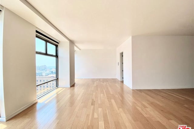 801 S Grand Avenue 1209, Los Angeles, CA 90017 — photo 23 of 70