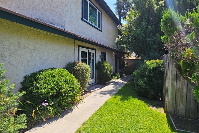 1522 Encino, Monrovia, CA 91016 — photo 5 of 5