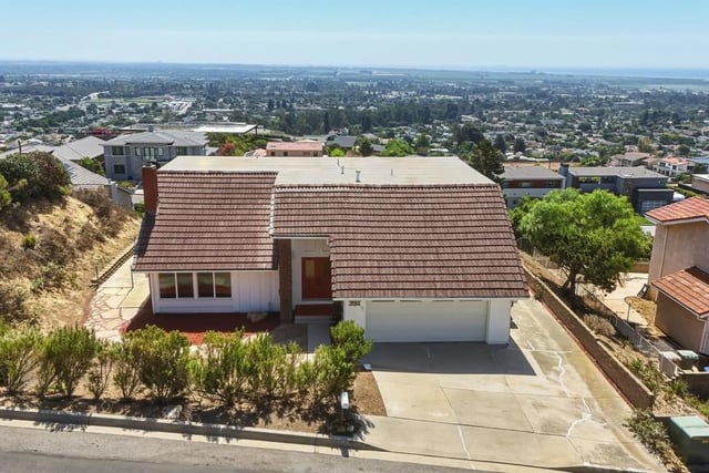 5538 Kamet Court, Ventura, CA 93003 — photo 2 of 44
