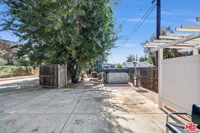 1412 Lake Street, Glendale, CA 91201 — photo 23 of 27