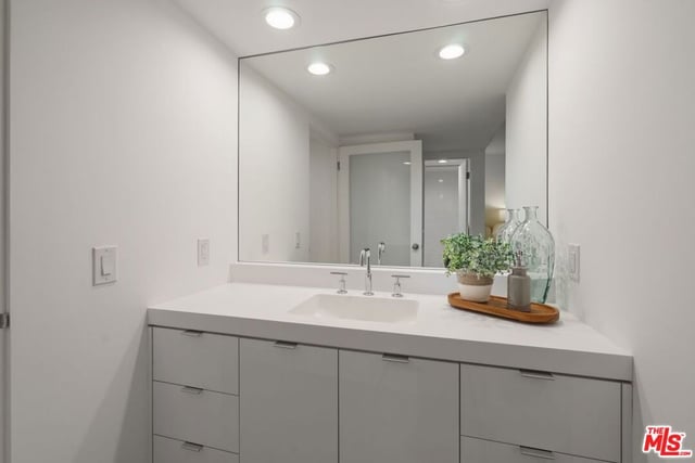 11711 Brookhaven Avenue 3, Los Angeles, CA 90064 — photo 16 of 30