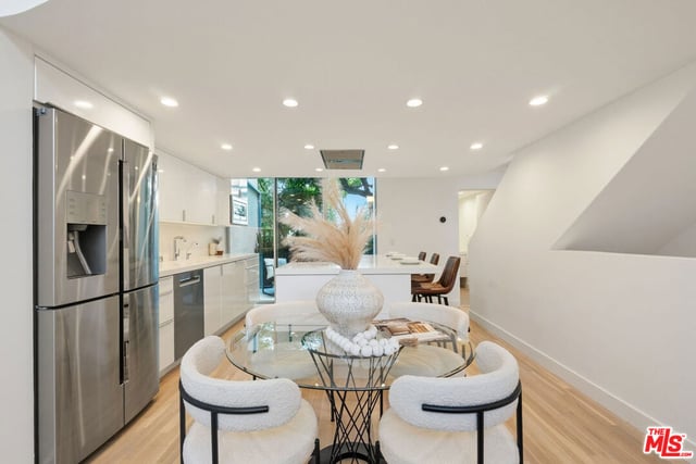 11711 Brookhaven Avenue 3, Los Angeles, CA 90064 — photo 5 of 30