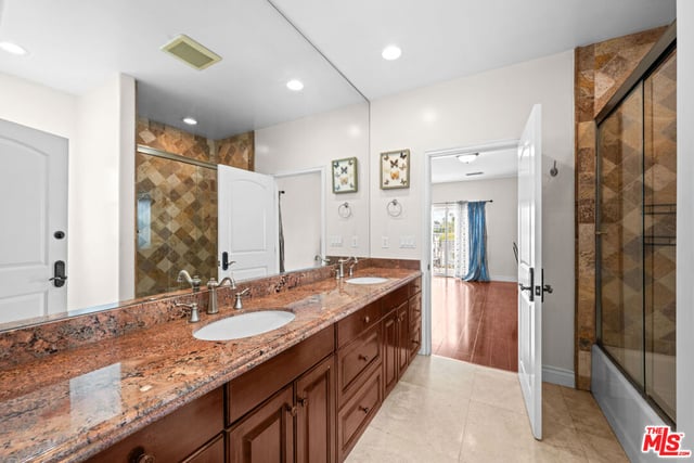 5419 Tampa Avenue, Tarzana, CA 91356 — photo 31 of 42