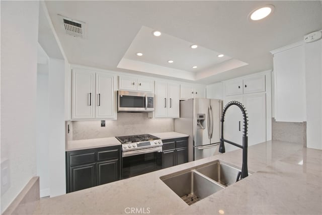 600 Kingswood Lane A, Simi Valley, CA 93065 — photo 11 of 24