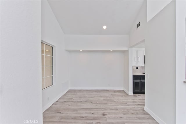 600 Kingswood Lane A, Simi Valley, CA 93065 — photo 9 of 24