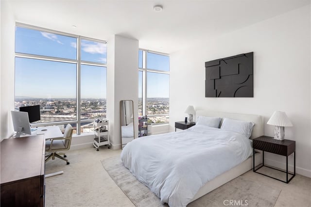900 W Olympic 28A, Los Angeles, CA 90015 — photo 11 of 22