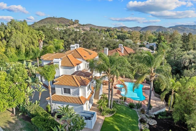1565 Falling Star Avenue, Westlake Village, CA 91362 — photo 3 of 29