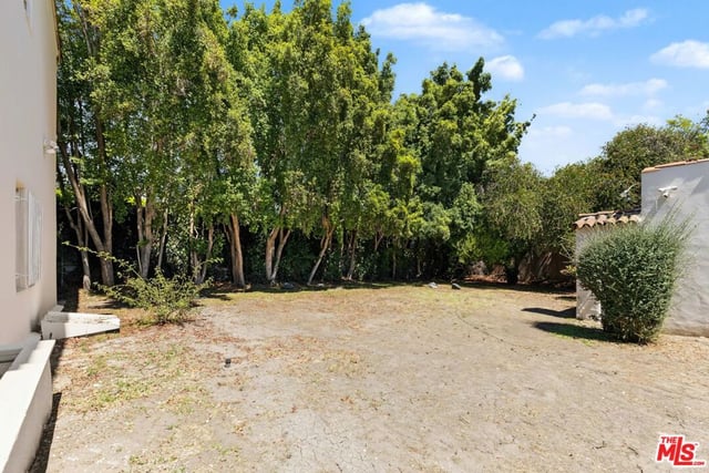 462 S McCadden Place, Los Angeles, CA 90020 — photo 29 of 33