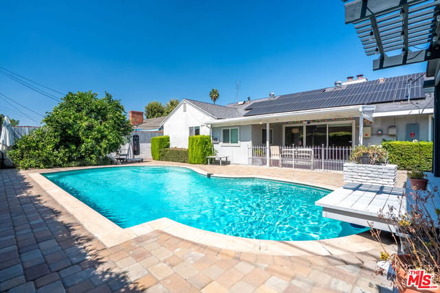 16100 Londelius Street, Los Angeles, CA 91343 — photo 36 of 43