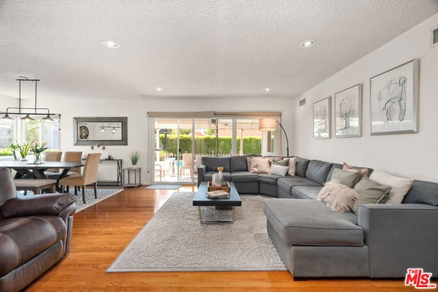 16100 Londelius Street, Los Angeles, CA 91343 — photo 5 of 43